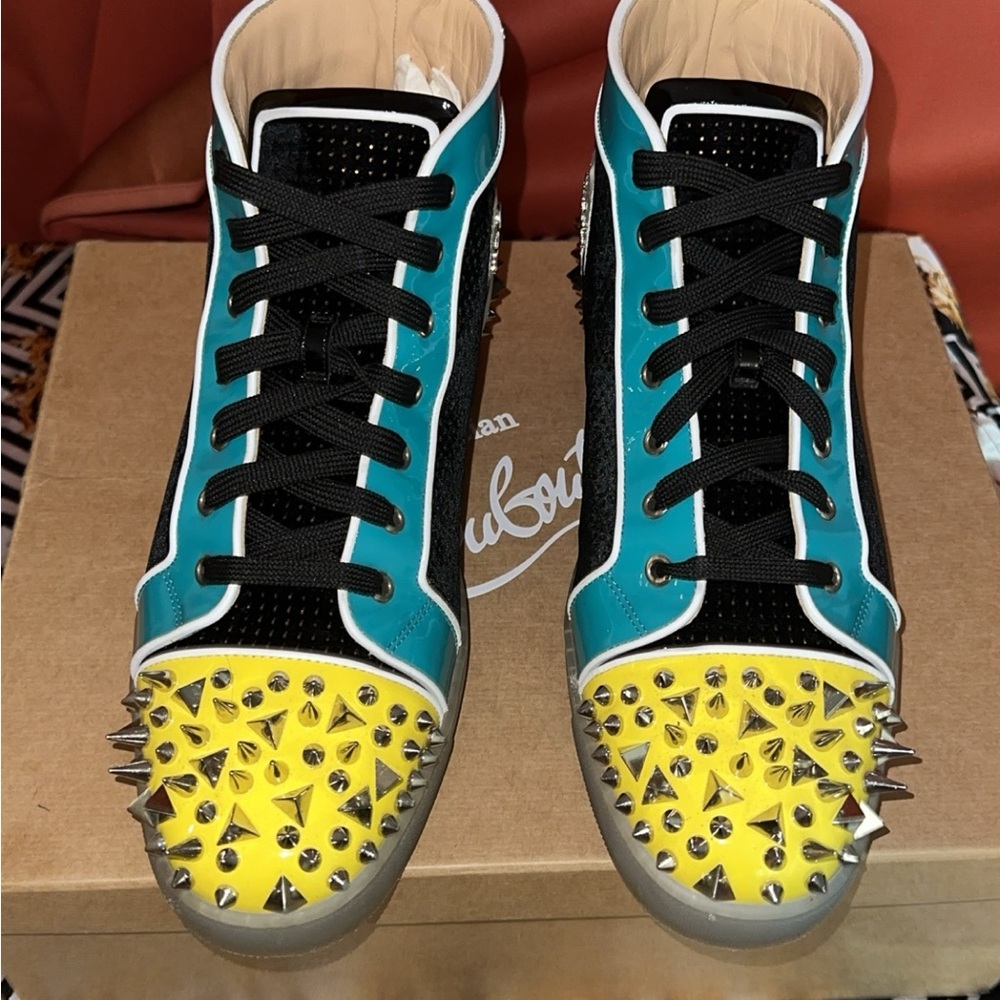 Christian Louboutin pik pik